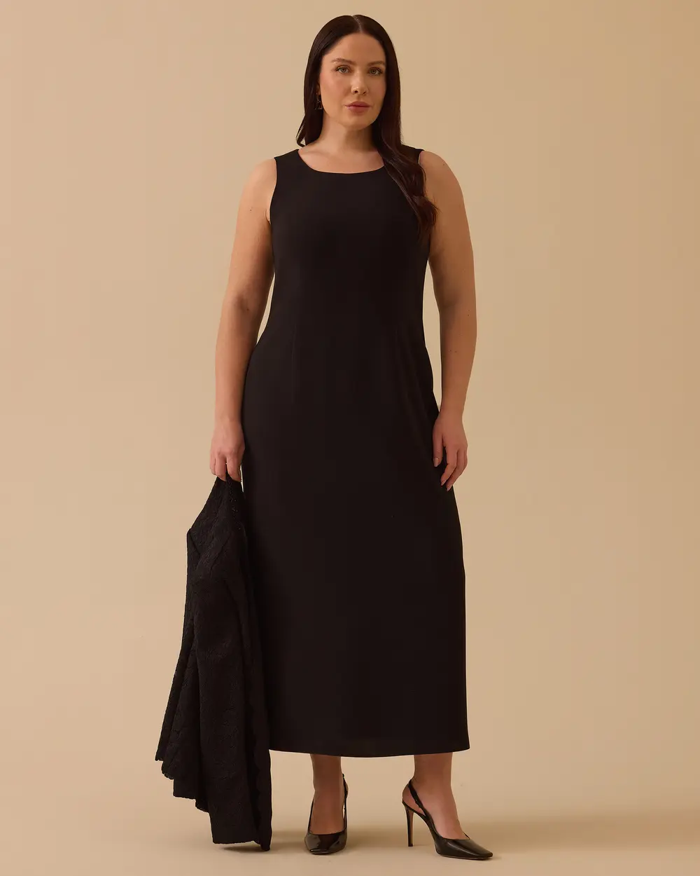 Büyük Beden Yuvarlak Yaka Kolsuz Jile Elbise