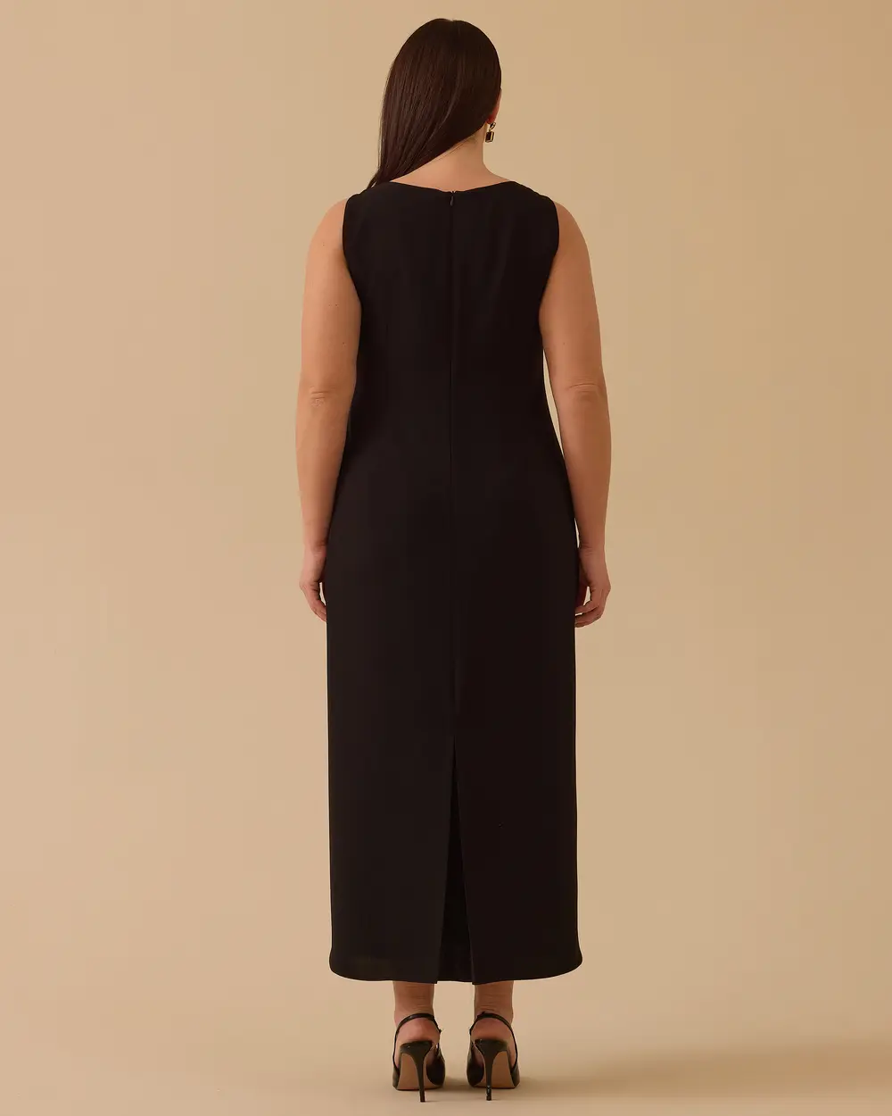 Büyük Beden Yuvarlak Yaka Kolsuz Jile Elbise