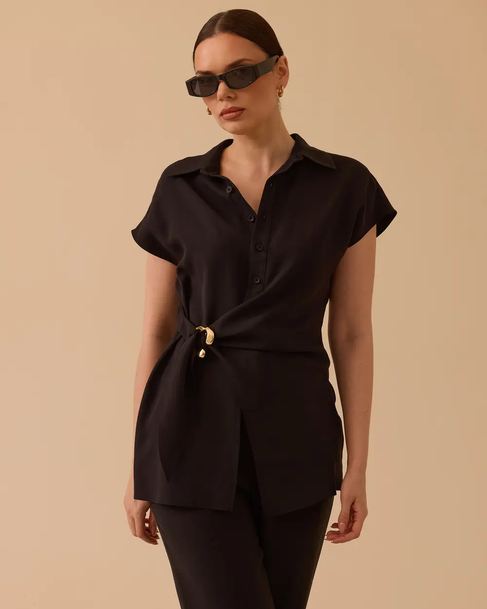 Bağlama Detaylı Tokalı Gömlek