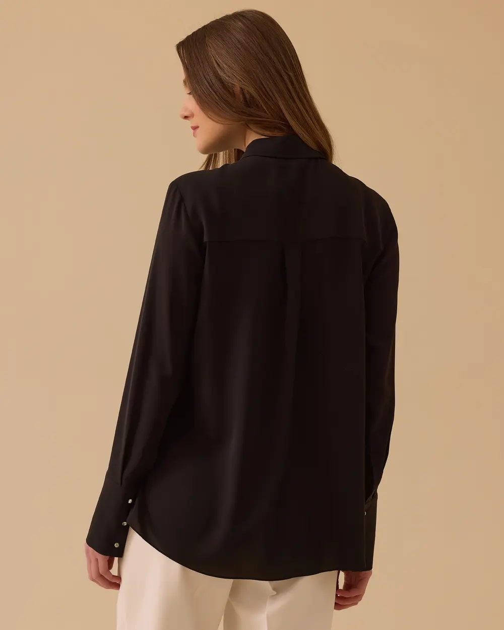 Aksesuar Detaylı Uzun Kollu Gömlek