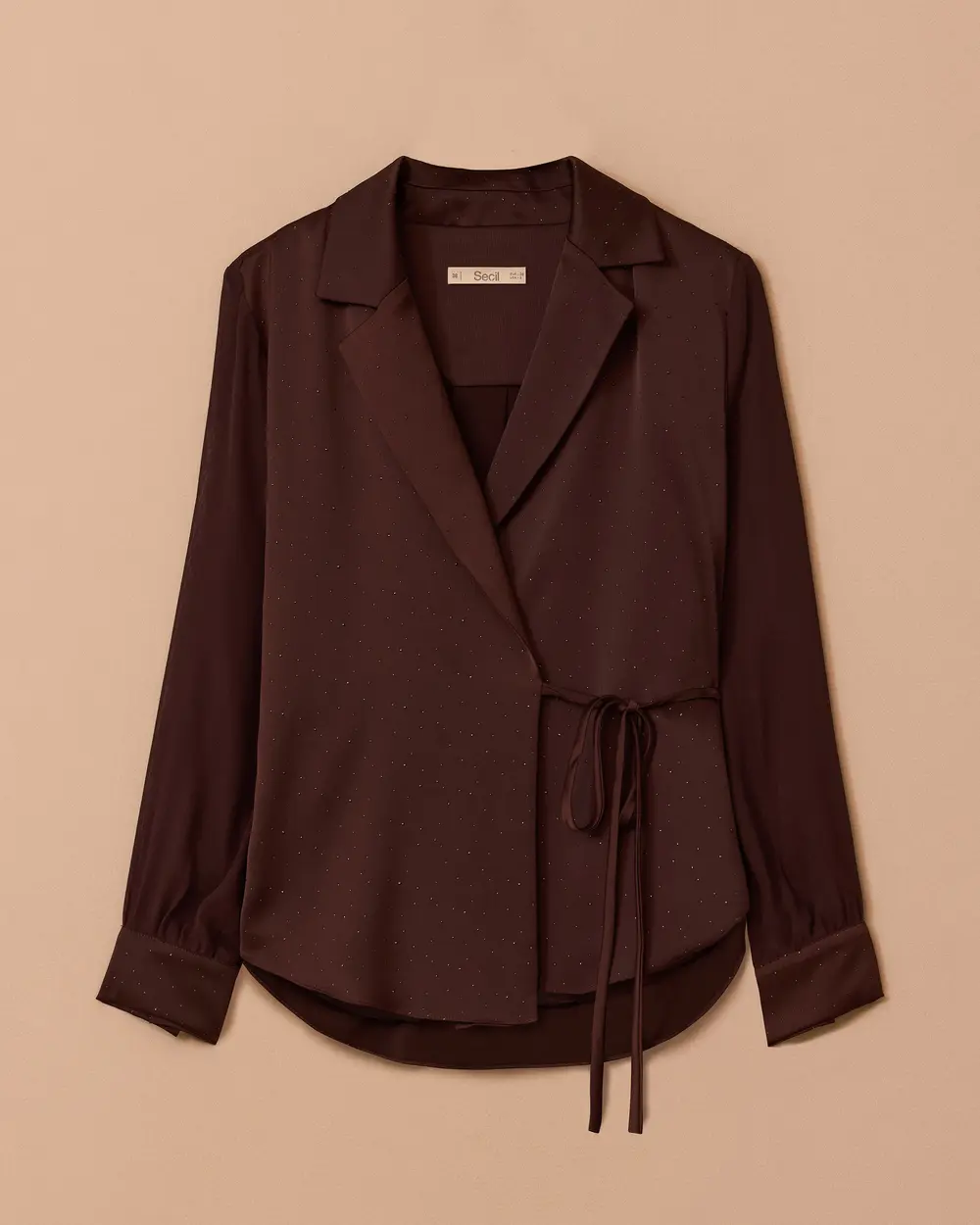 Stylish Shirt with Binding Detail
