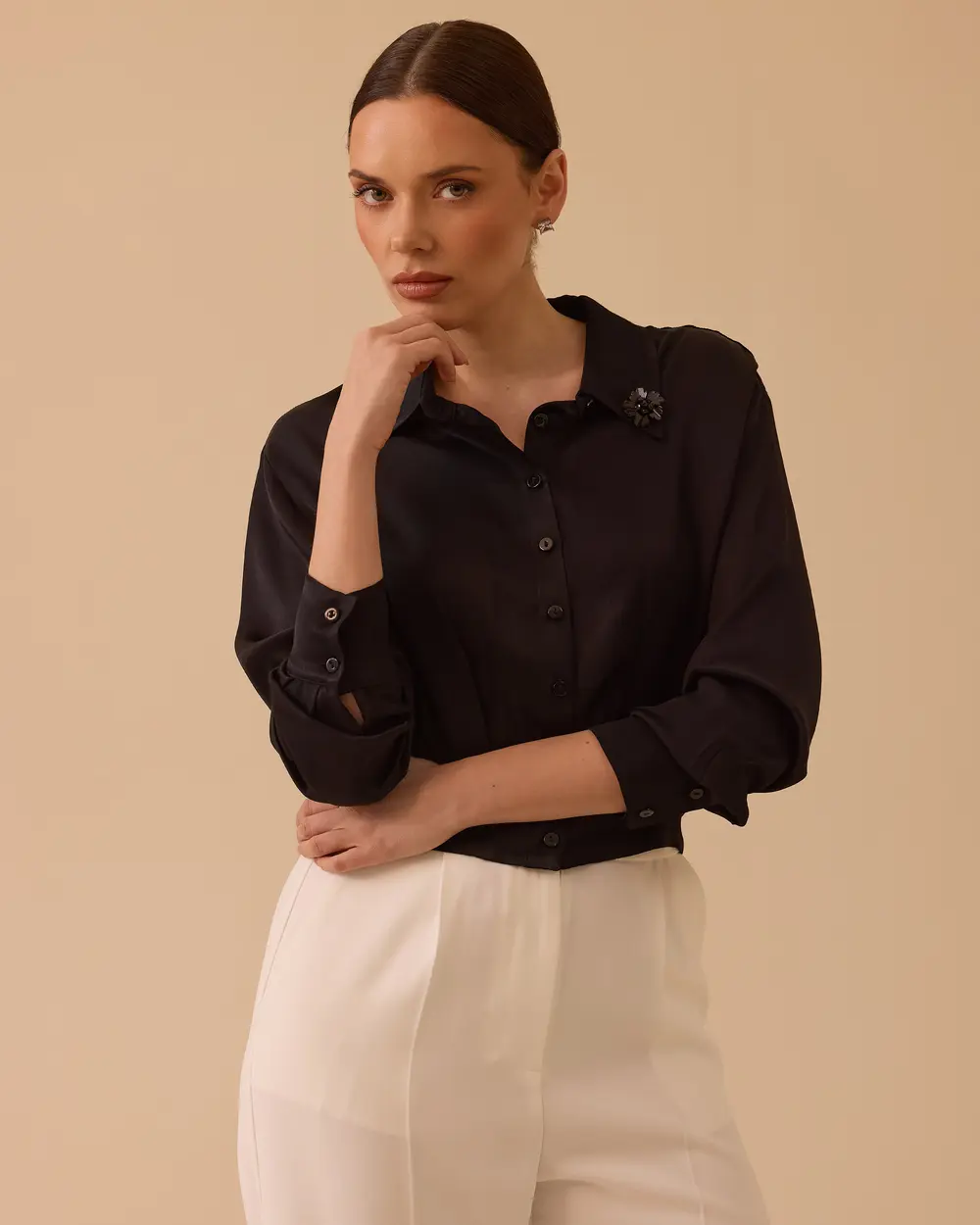 Pleated Detailed Accessorized Waist Length Shirt