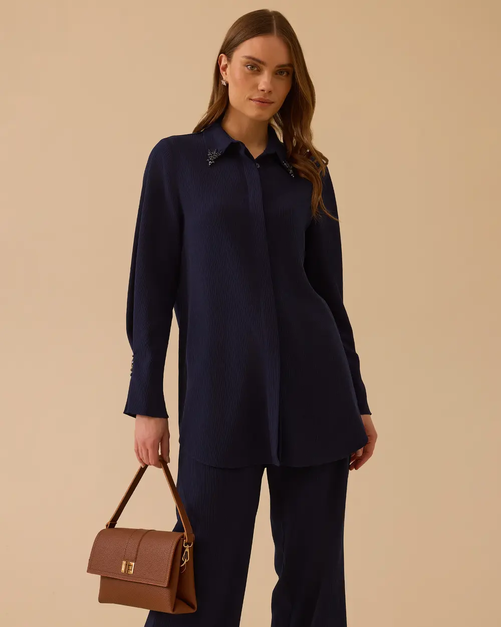 Taş Detaylı Gömlek