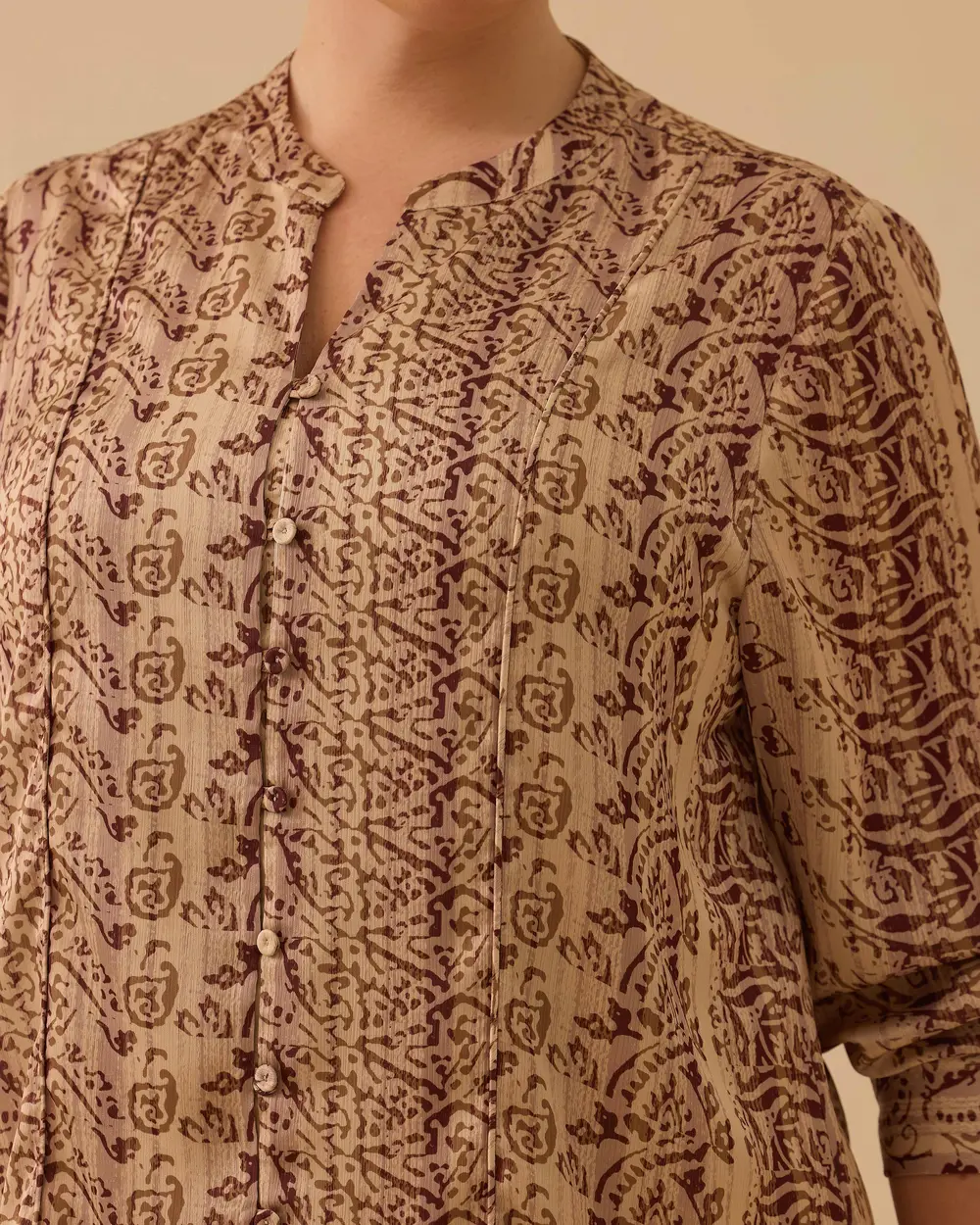 Büyük Beden Desenli Saten Gömlek