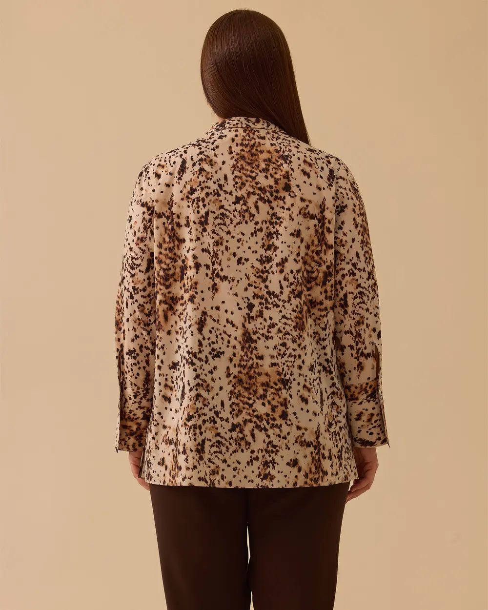 Büyük Beden Leopar Desen Fular Yakalı Gömlek