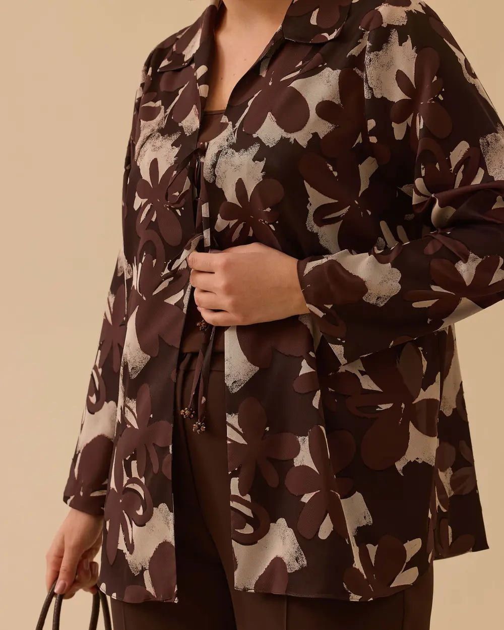 Büyük Beden Desenli Bağlamalı Gömlek