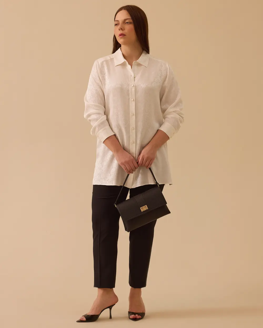 Plus Size Patterned Jacquard Shirt