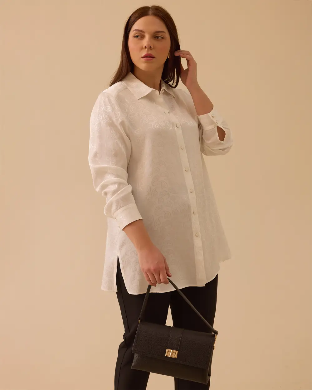 Plus Size Patterned Jacquard Shirt