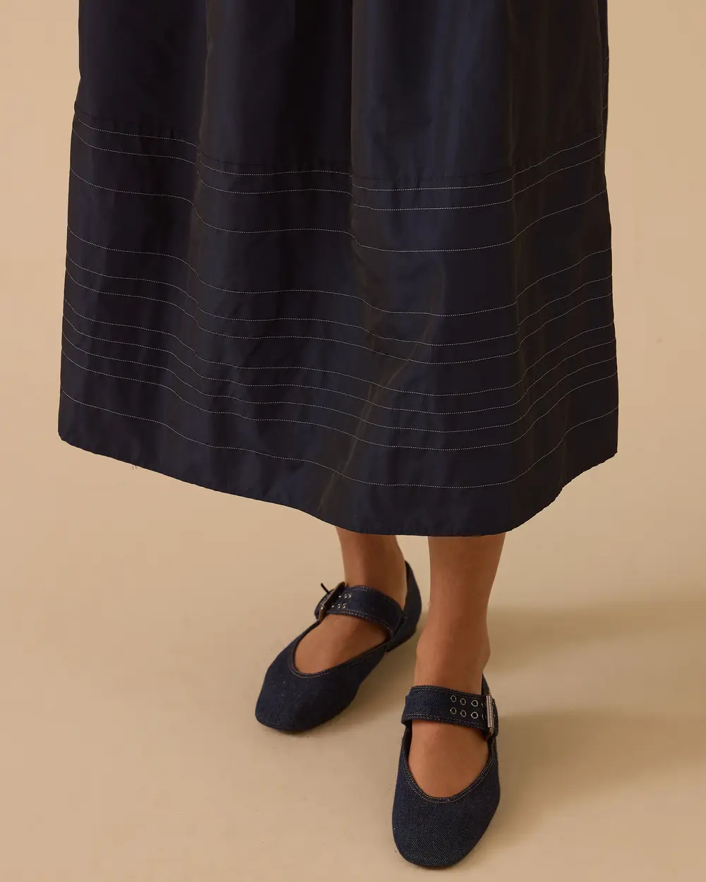 Çizgi Detaylı Tafta Etek