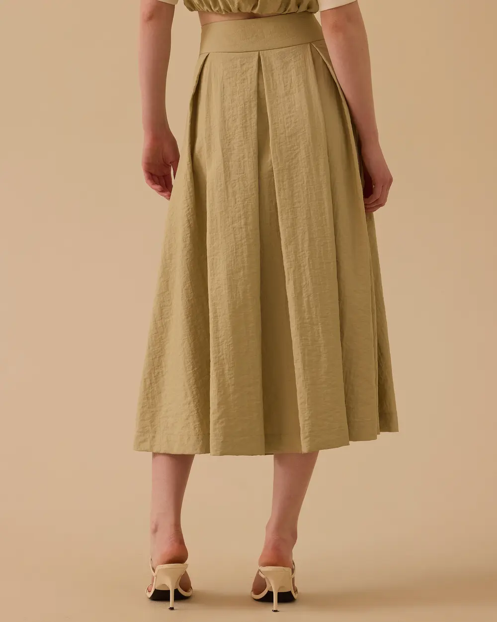 Bele Oturan Pile Detaylı Etek