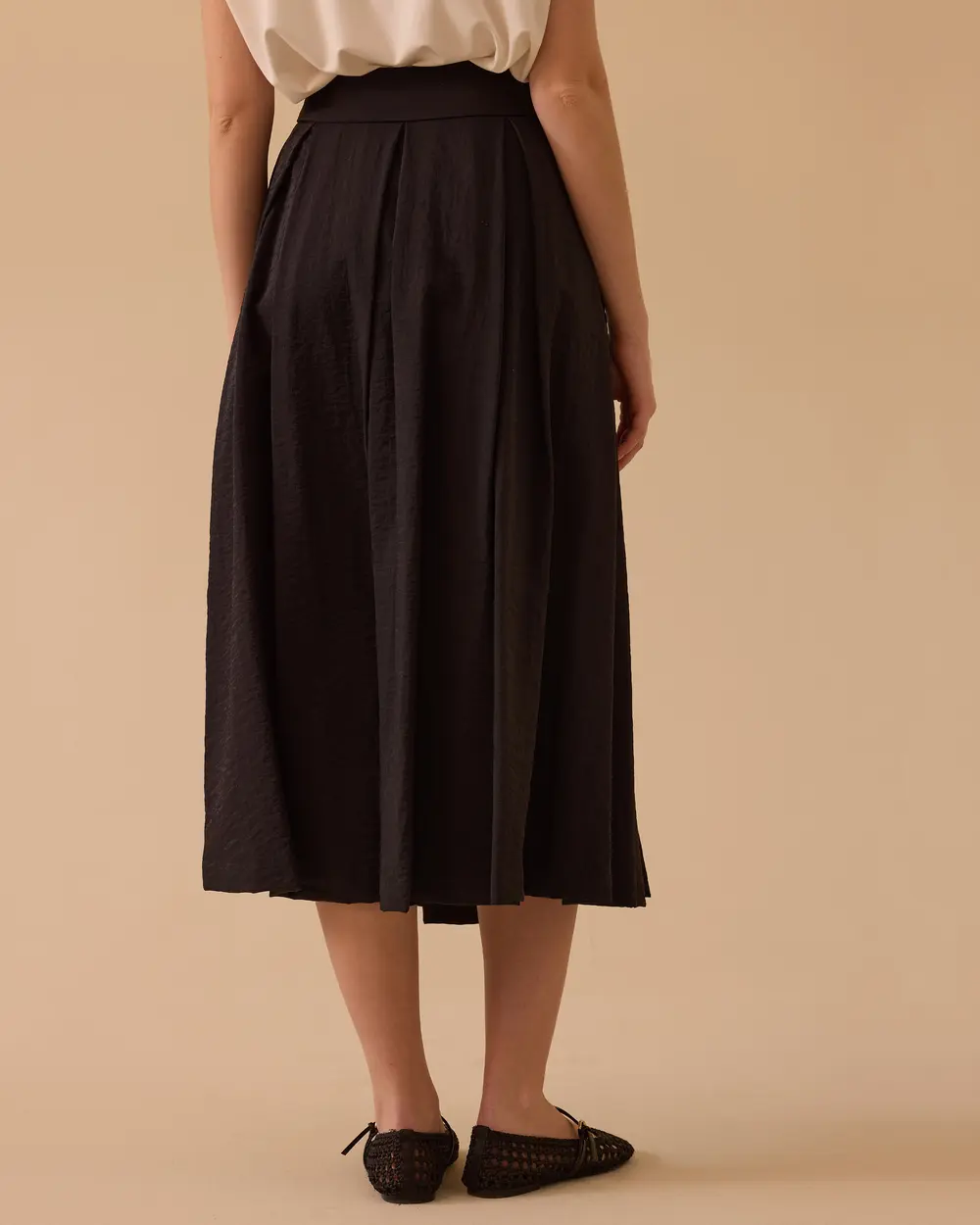 Bele Oturan Pile Detaylı Etek