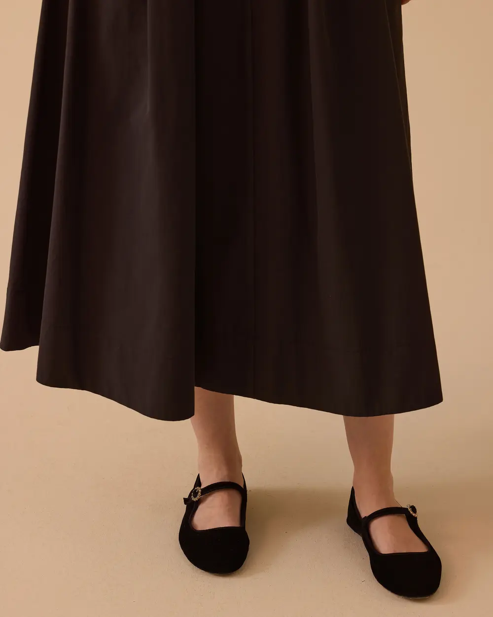 Kemerli Pile Detaylı Midi Etek