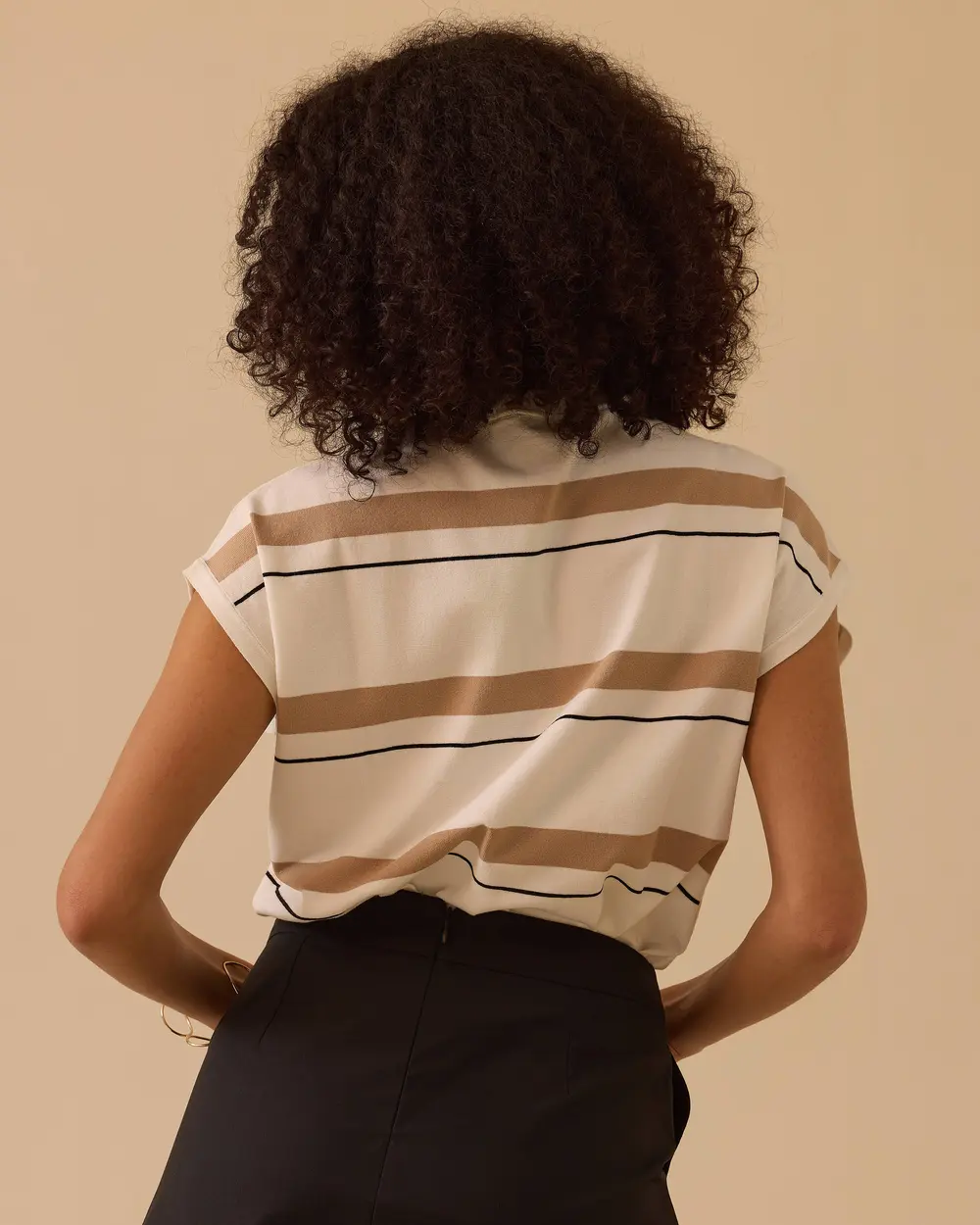 Striped Waist Length Short Sleeve Sweater Blouse