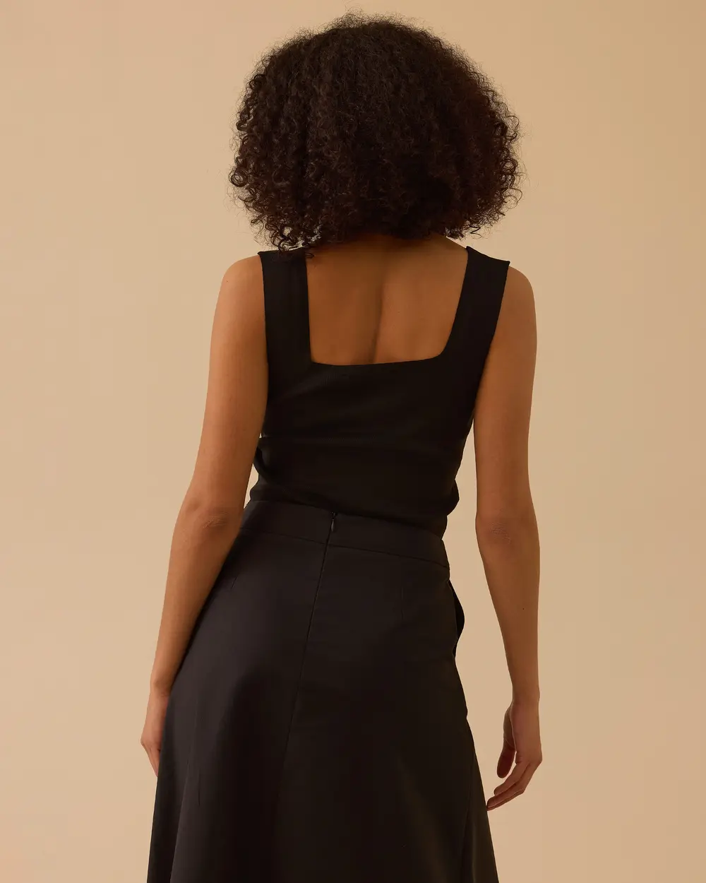 Kare Yaka Taşlı Triko Atlet