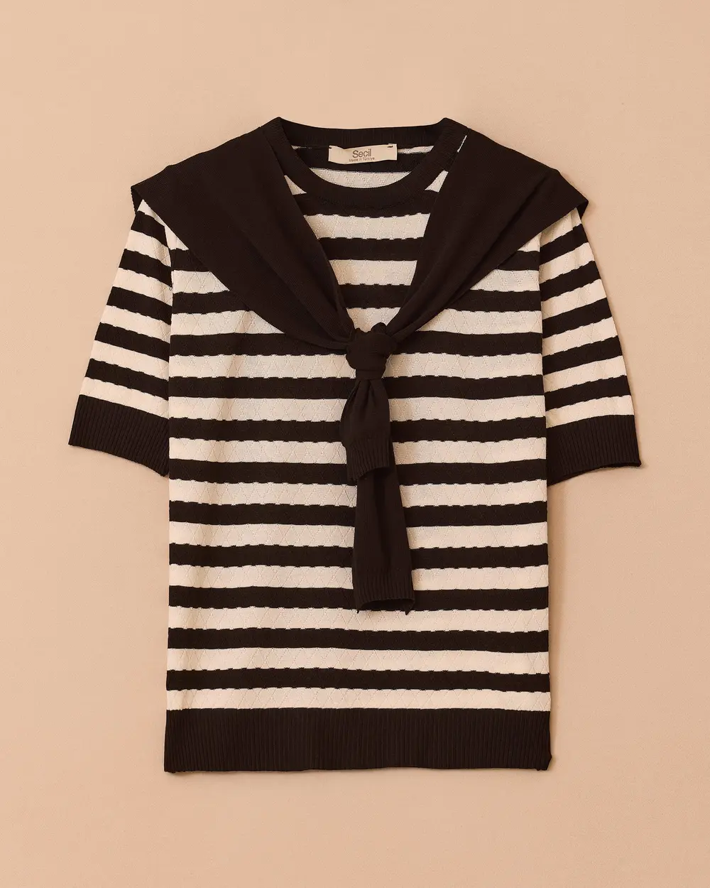 Çizgili Kısa Kollu Triko Bluz
