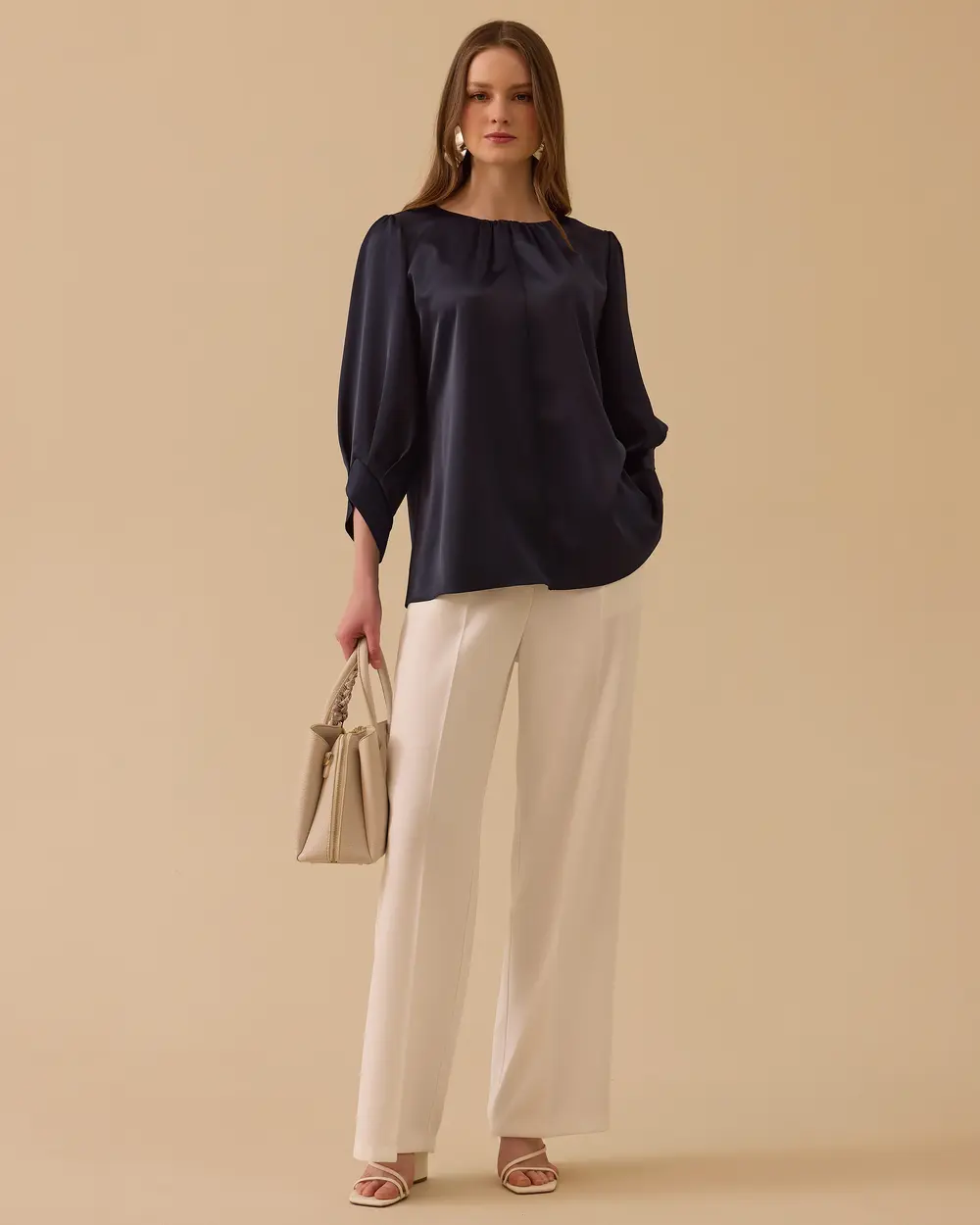 Yaka Büzgülü Saten Bluz
