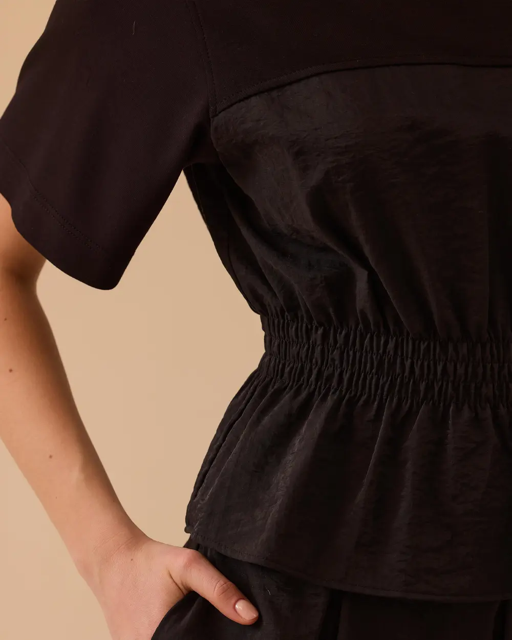 Çift Kumaşlı Beli Lastikli Bluz