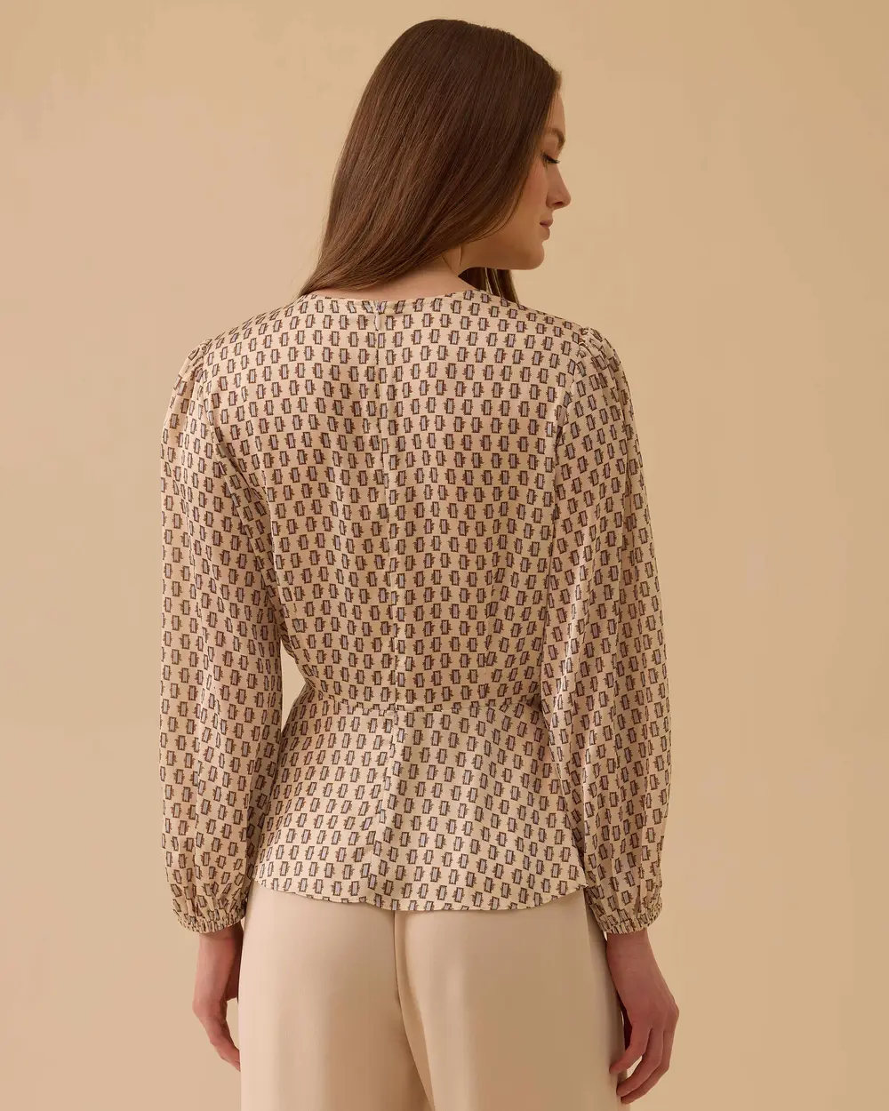 Bağlama Detaylı Desenli Bluz