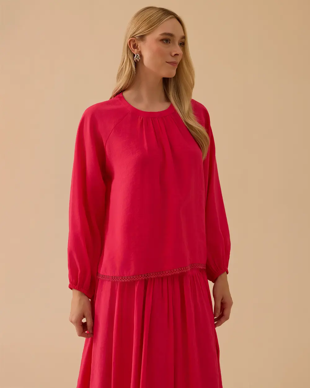 Fisto Detaylı Uzun Kollu Bluz