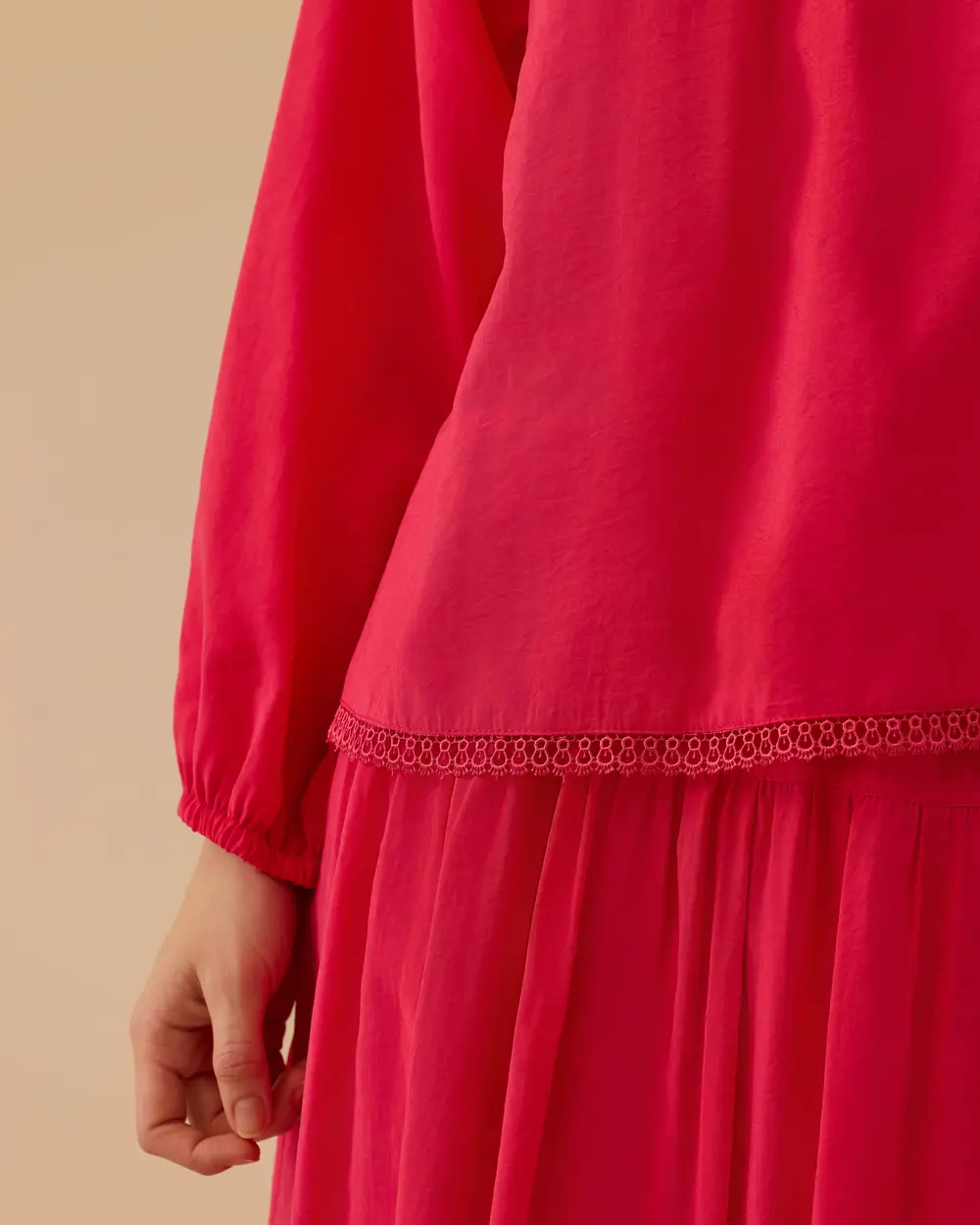 Fisto Detaylı Uzun Kollu Bluz