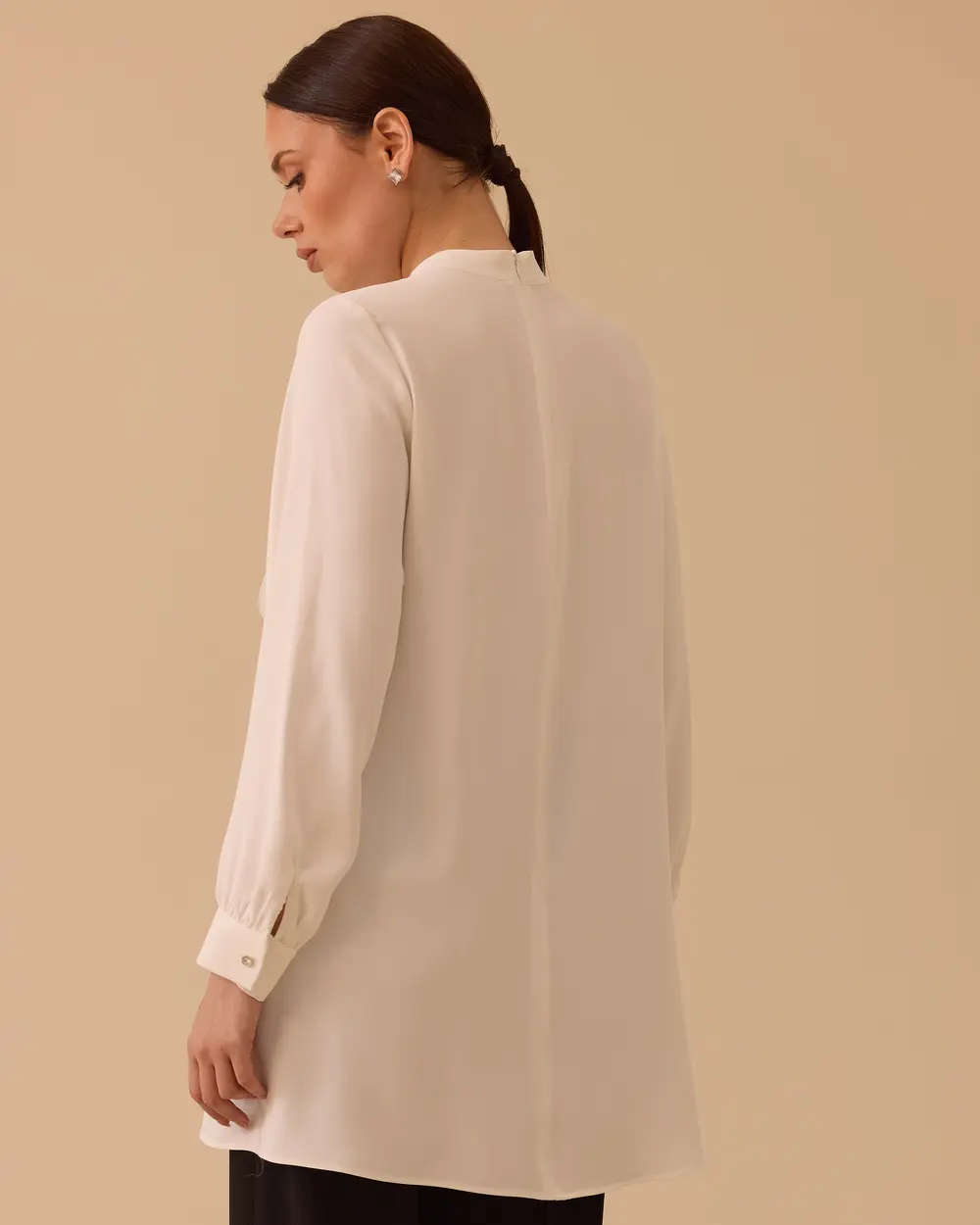 Omuz Detaylı Fırfır Görünümlü Bluz