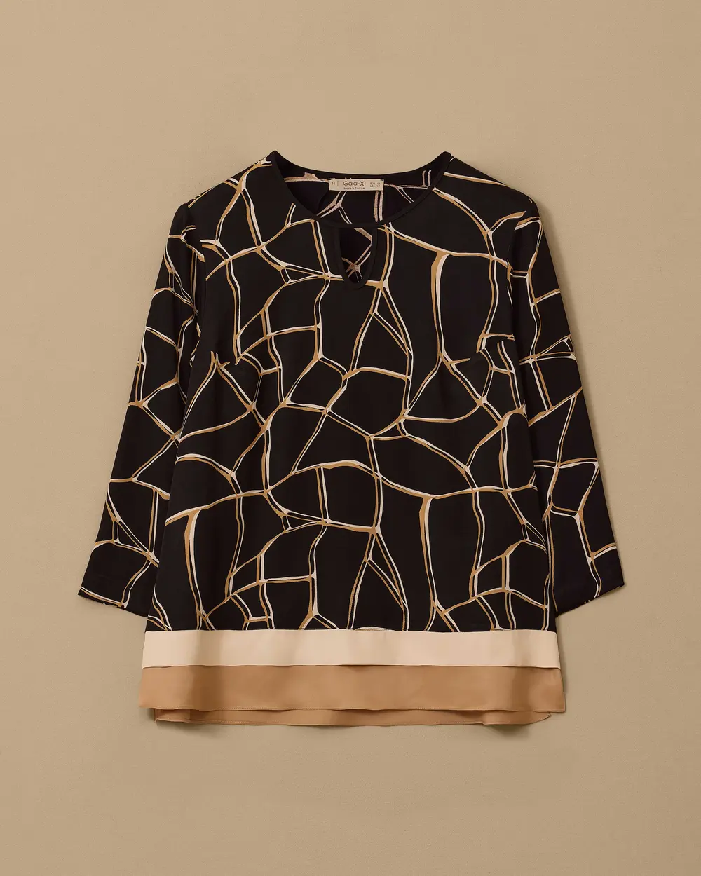 Plus Size Patterned Window Detailed Blouse