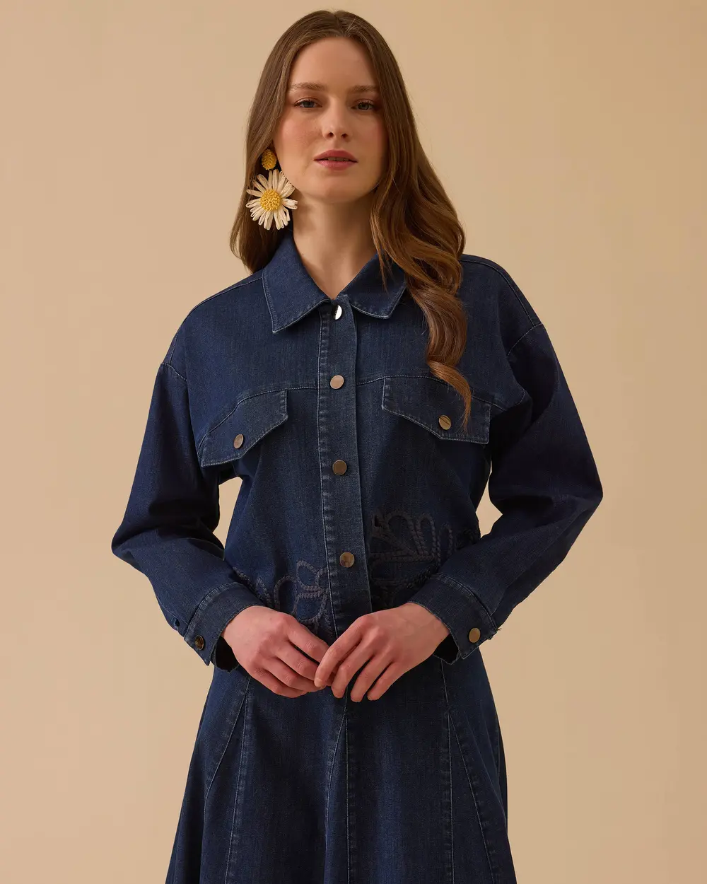 İşlemeli Jean Ceket