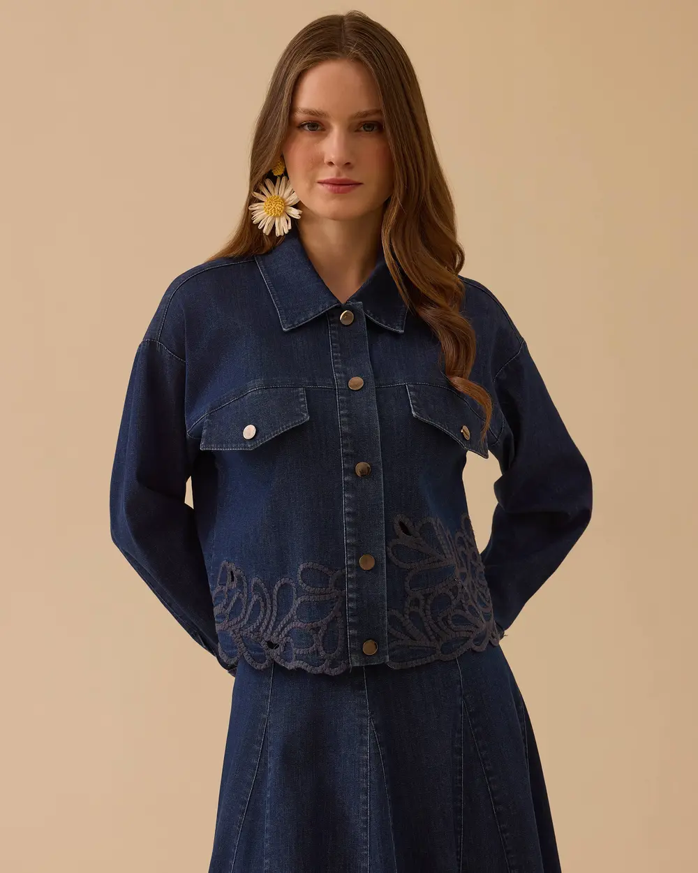 İşlemeli Jean Ceket