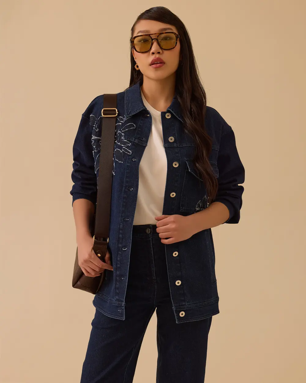 Çiçek Nakışlı Jean Ceket