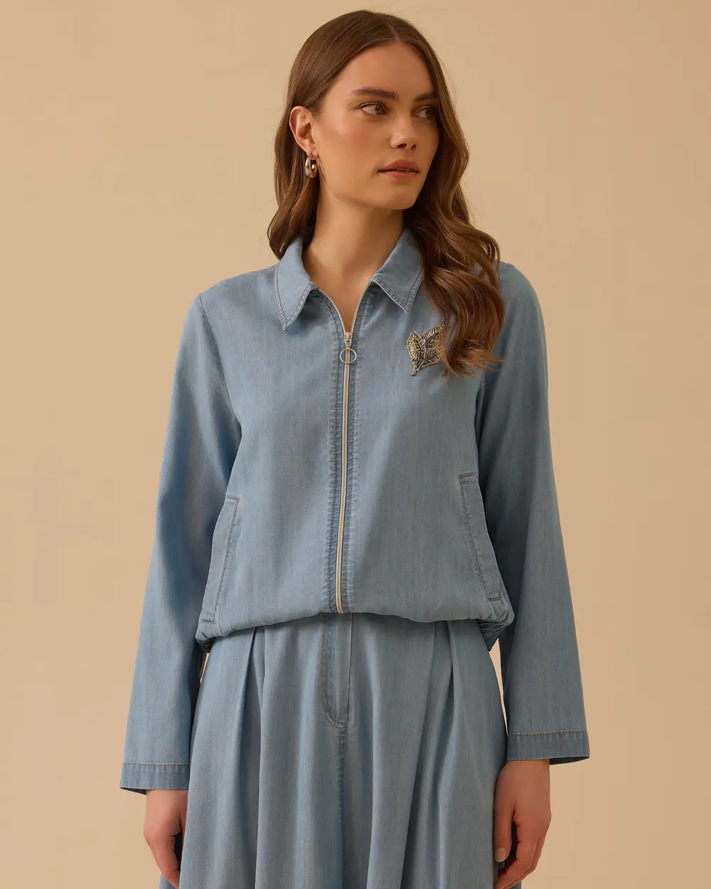 Nakış Detaylı Fermuarlı Denim Ceket