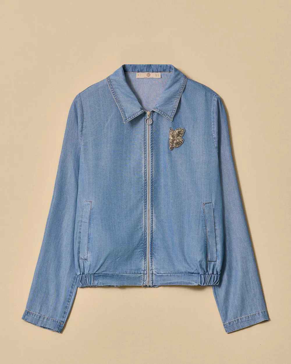 Embroidery Detailed Zippered Denim Jacket