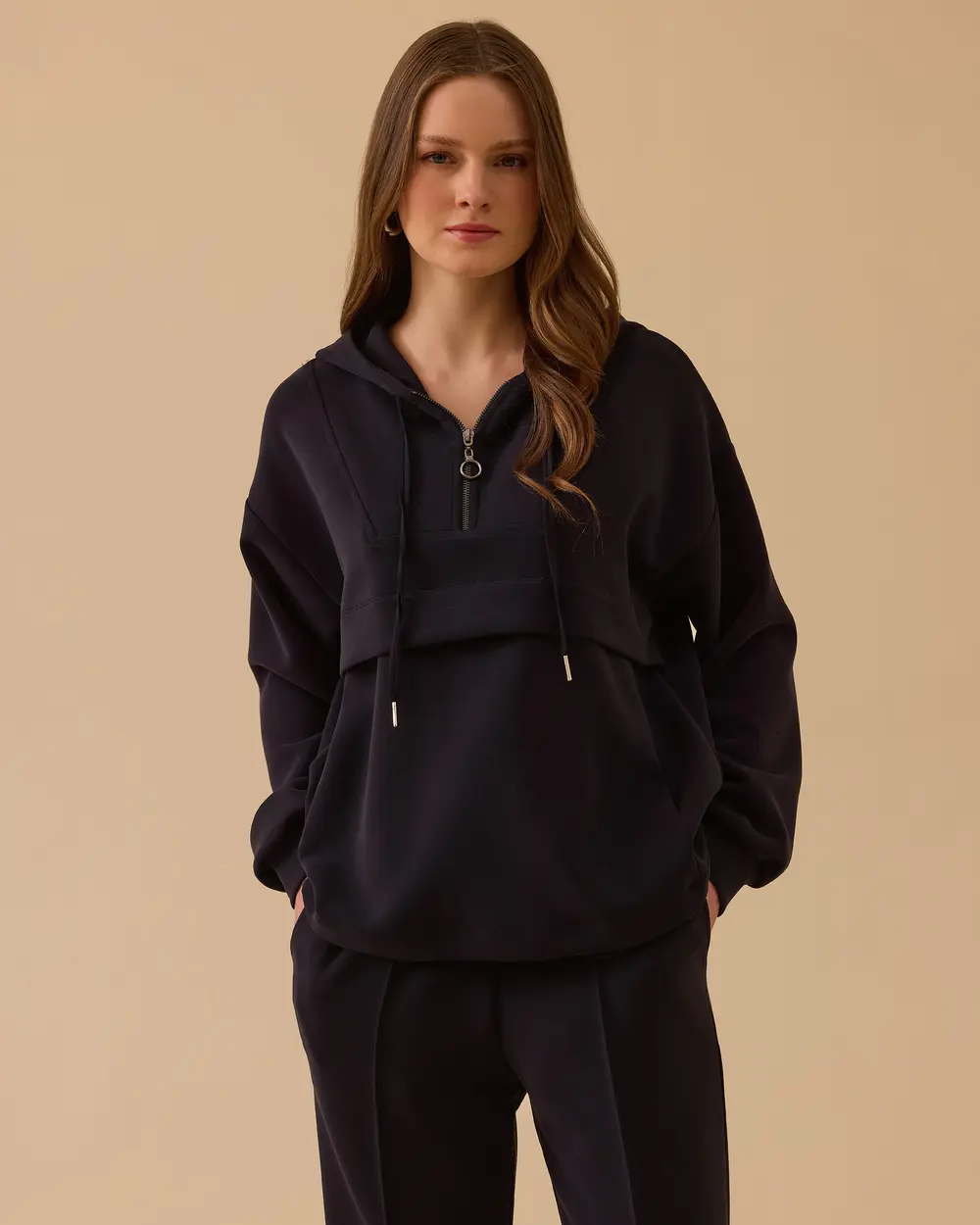Kapüşonlu Fermuar Detaylı Sweatshirt