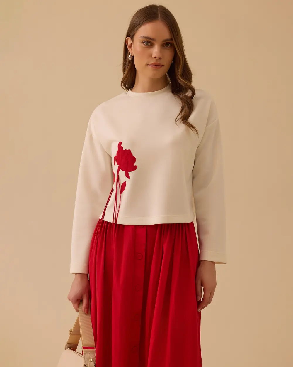 Çiçek Desenli Sweatshirt