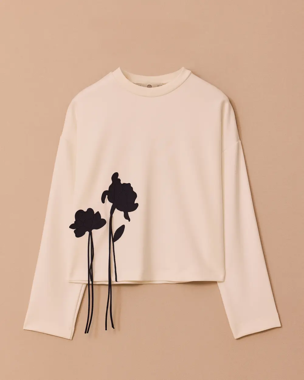 Çiçek Desenli Sweatshirt