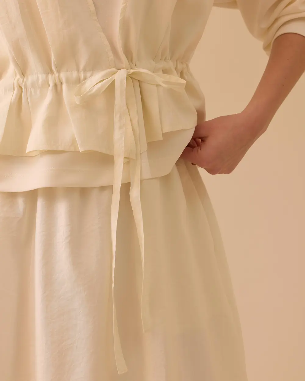 Çift Kumaşlı Bağcıklı Sweatshirt