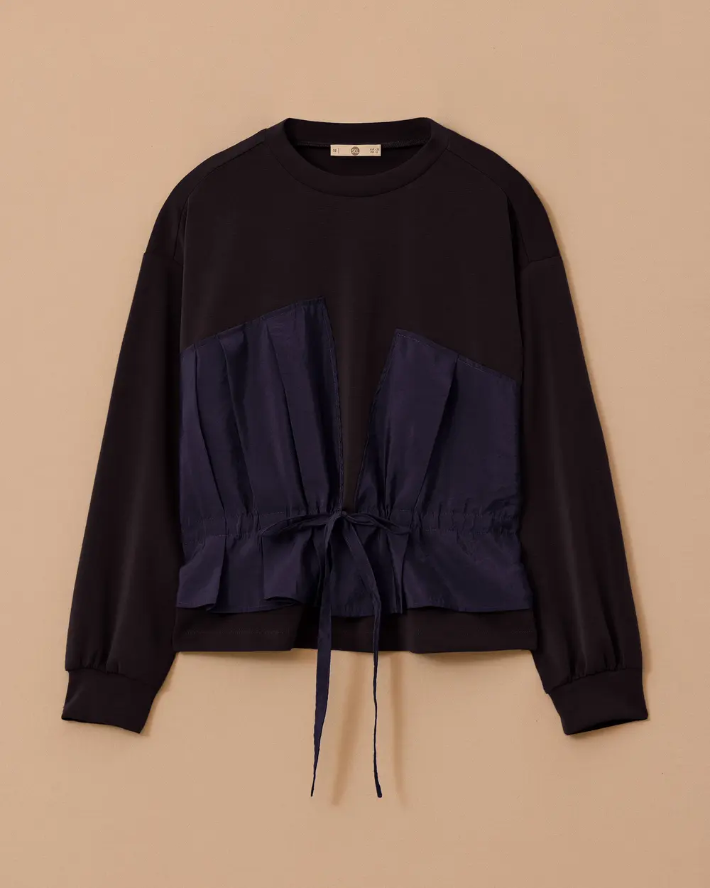 Çift Kumaşlı Bağcıklı Sweatshirt