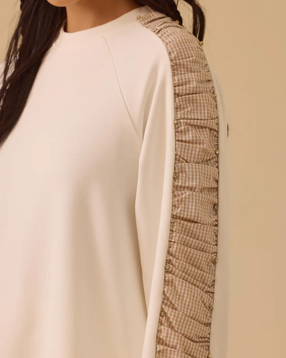 Long Sweatshirt with Plaid Ruffle Sleeves