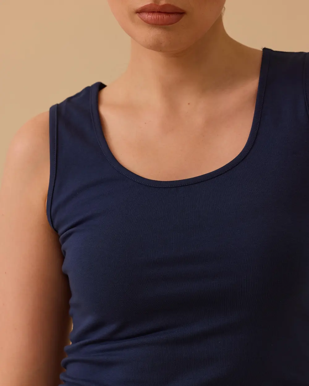 Round Neck Combed Tank Top