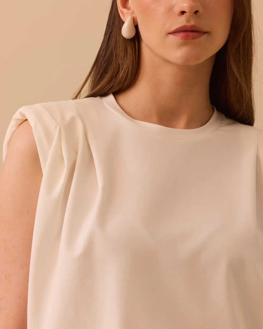 Round Neck Sleeveless T-Shirt