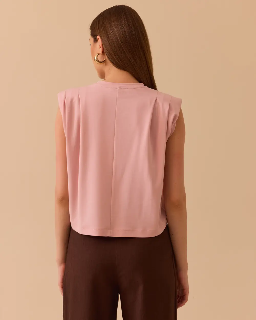 Round Neck Sleeveless T-Shirt