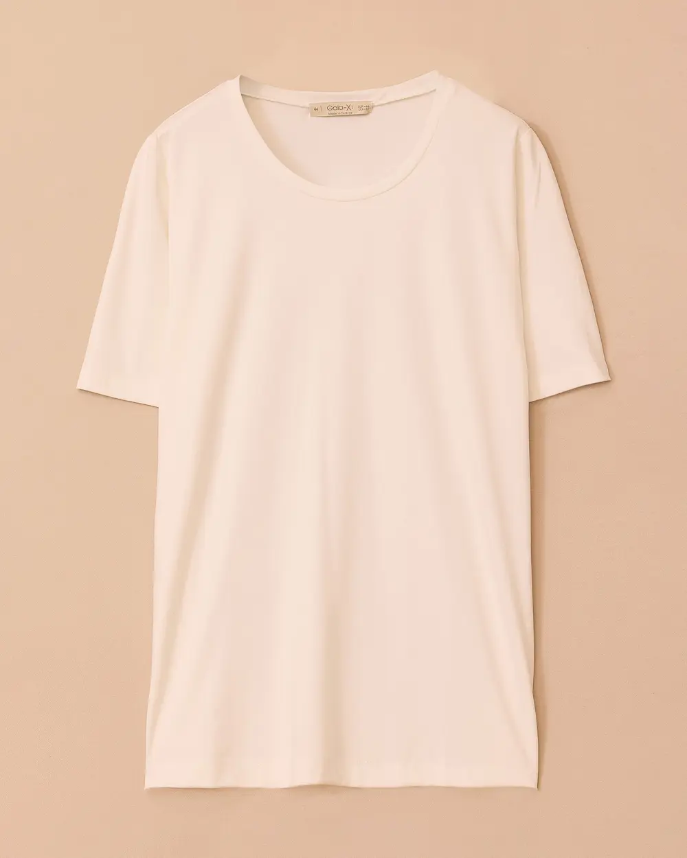 Büyük Beden Yuvarlak Yakalı Kısa Kollu Tişört