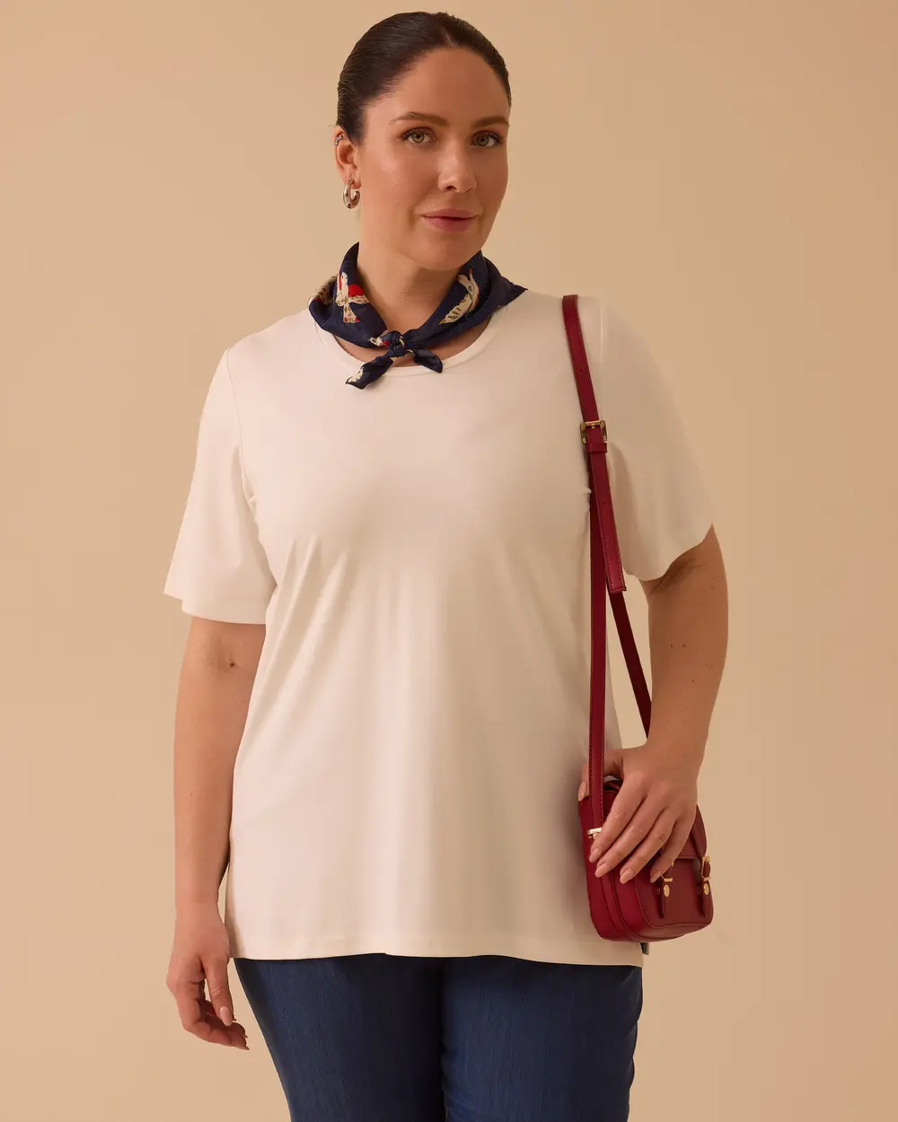 Plus Size Round Neck Short Sleeve T-Shirt
