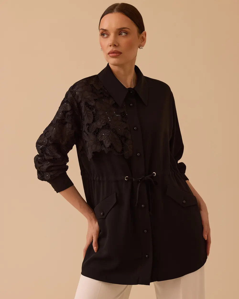 Dantel Detaylı Bel Bağcıklı Kap