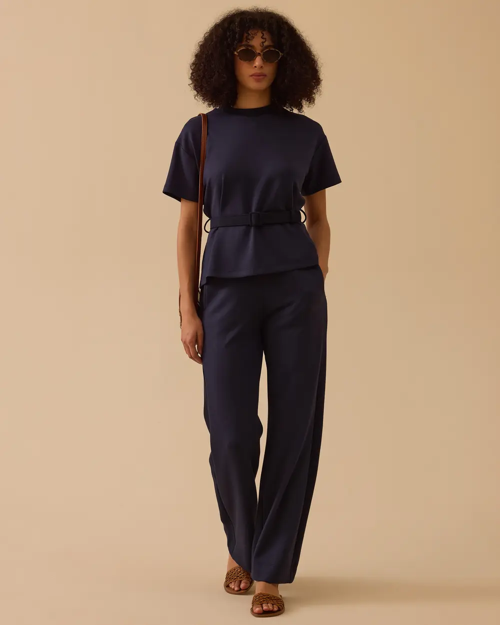 Kemerli Kısa Kollu Takım