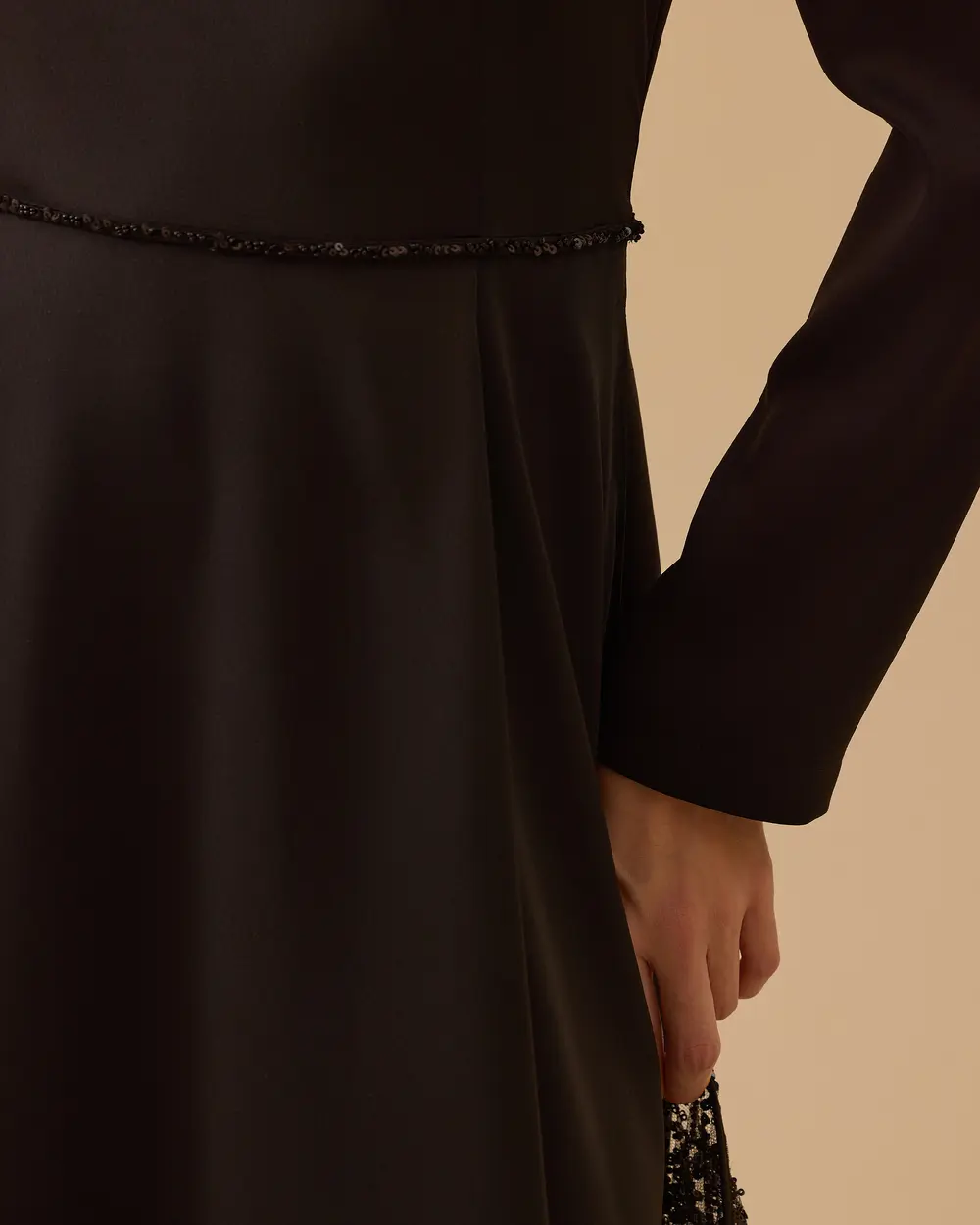 Pul Detaylı Şık Saten Takım