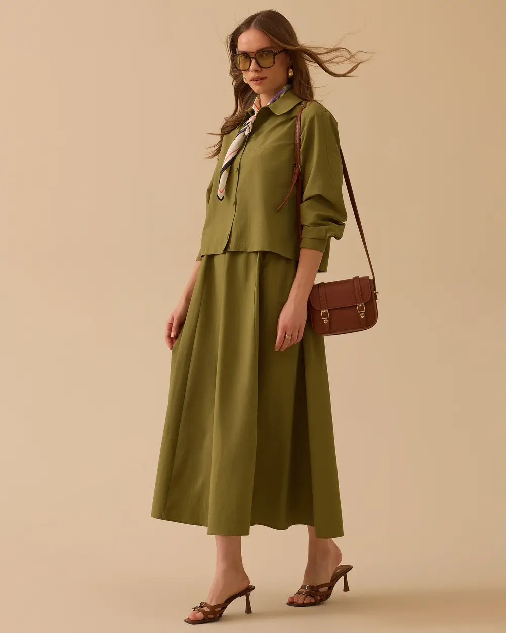 Çift Kullanımlı Takım Elbise