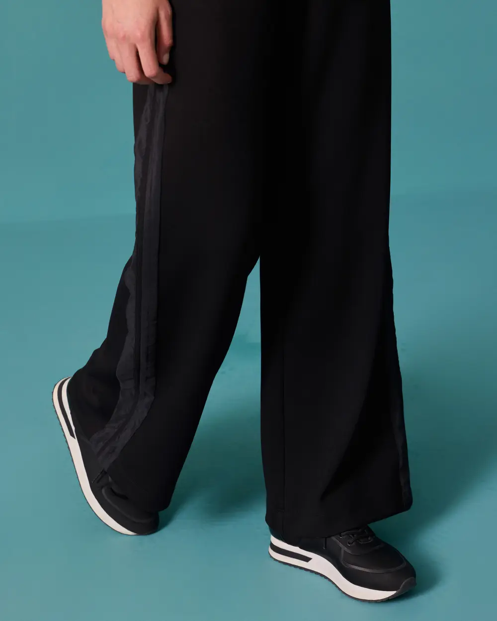 Regular-Waist, Wide-Leg Sweatpants