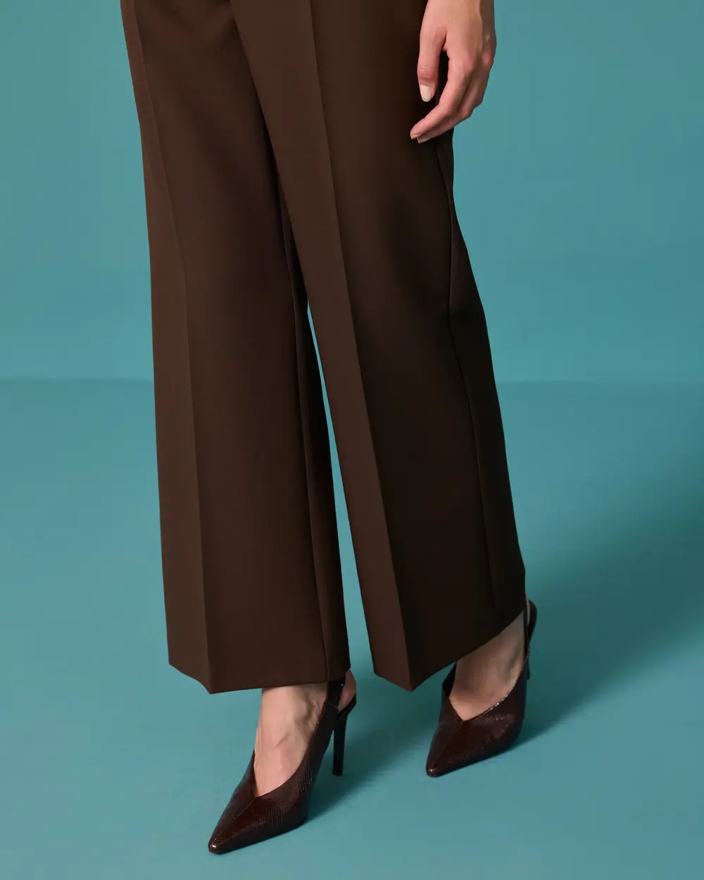 High-Waisted Relaxed-Fit Fabric Pants