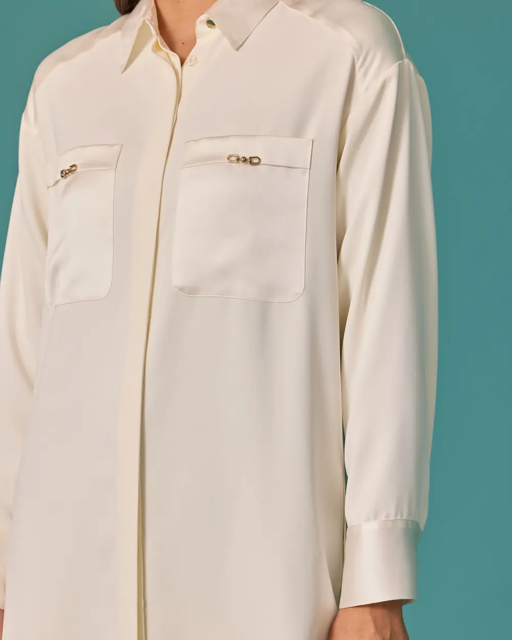 Long Shirt with Pocket and Chain Details