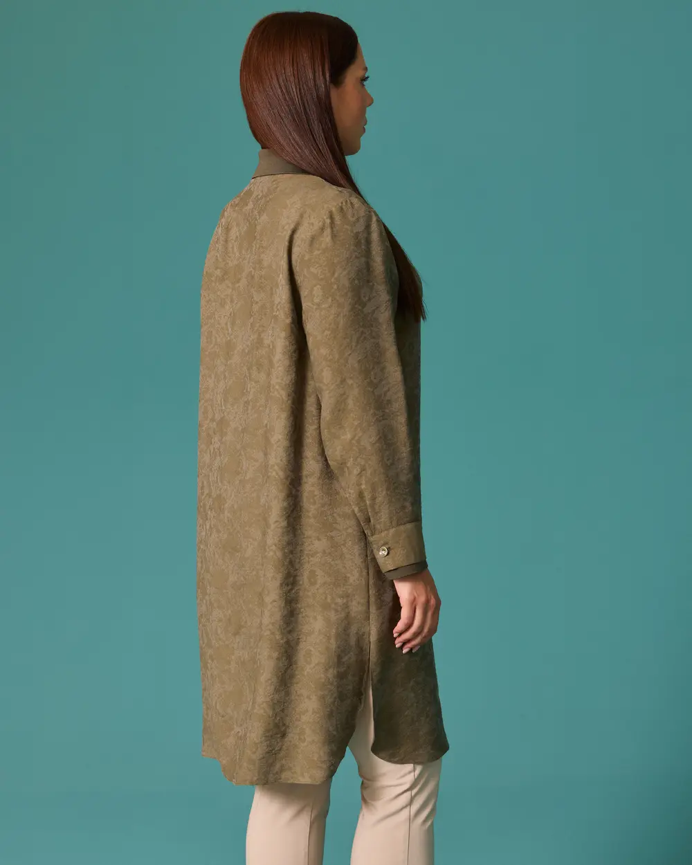 Plus-Size Patterned Long Tunic with Pockets and Buttons